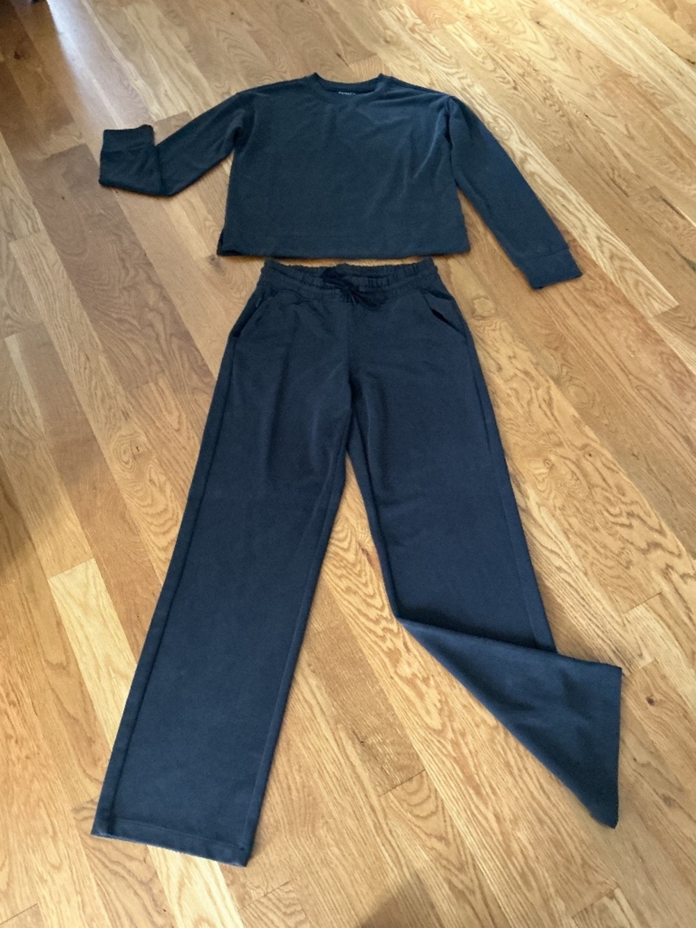 Athleta XS Charcoal Leisure Set